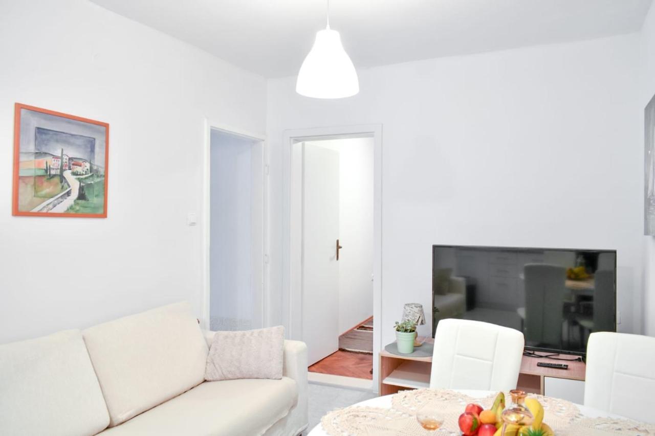Apartman Karmen Apartment Kaštela Екстериор снимка